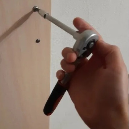 Прикрутить винт